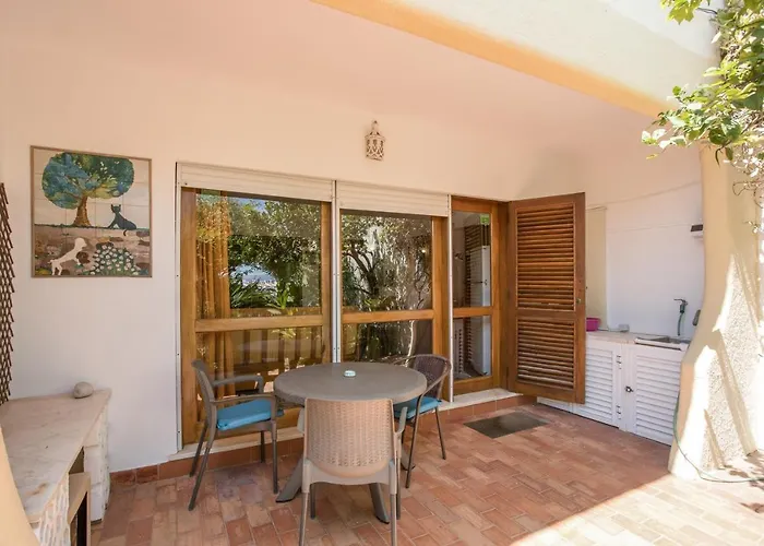 Studio With Private Garden
